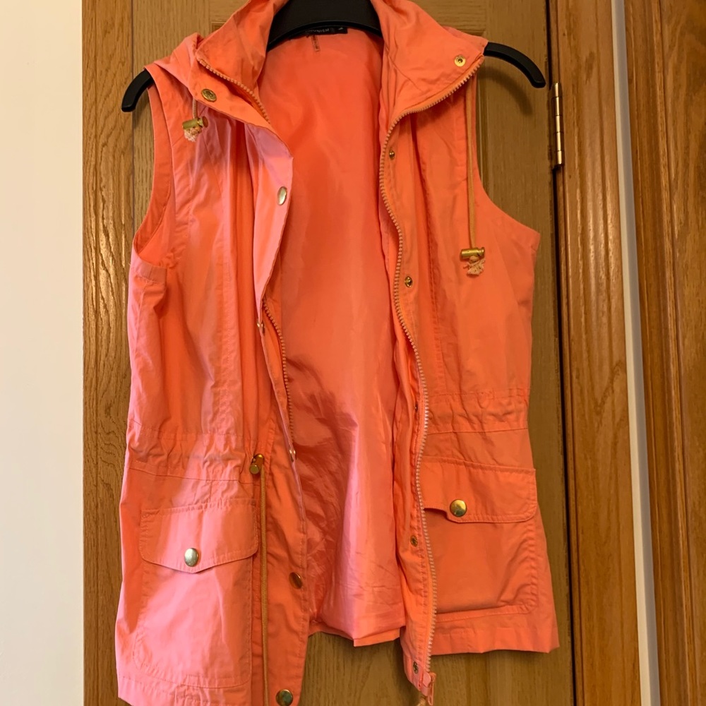 Lightweight vest